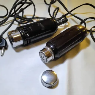 2 antichi rasoi in bachelite