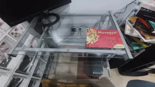 Mesa Ordenador Cristal con Bandeja Extraíble