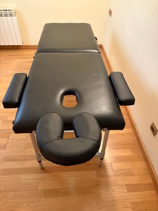 Camilla de masaje plegable Color negro.