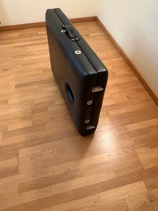 Camilla de masaje plegable Color negro.