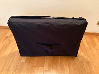 Camilla de masaje plegable Color negro.