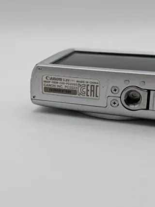 Canon Ixus 185 plateada