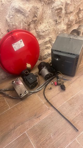 Ricambi per caldaia a gasolio Tifell usati