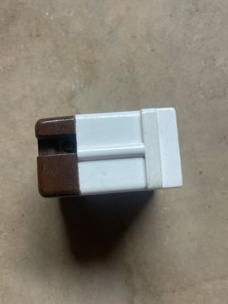 Lote de 8 Enchufes BJC Linial