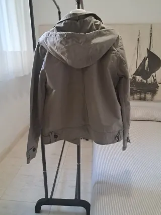 Cazadora parka verde militar