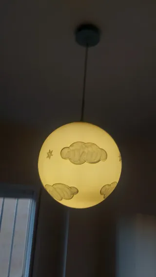 Lámpara infantil nubes y estrellas