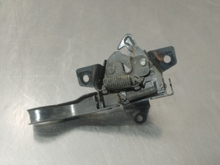 CERRADURA CAPO SSANGYONG KORANDO 671950 S/R