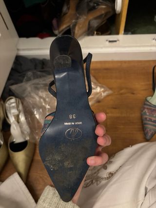 Sandalia con tacon vintage