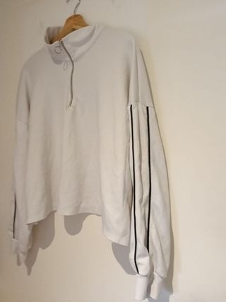 Sudadera blanca Primark con cremallera