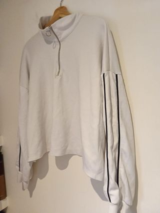 Sudadera blanca Primark con cremallera