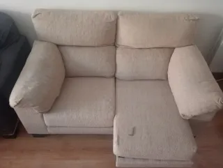 Sofá 2 plazas extensible beige