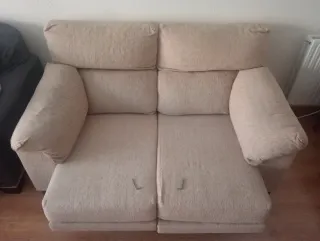 Sofá 2 plazas extensible beige