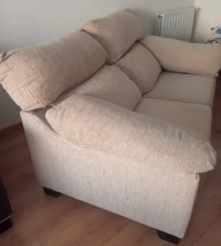 Sofá 2 plazas extensible beige