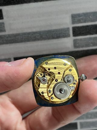 Baume & Mercier Cal.1050 + esfera lapislázuli