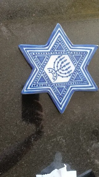 Plato Cerámico Estrella de David y Menorá