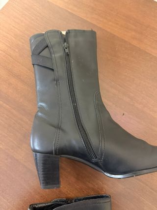 Stivali neri eleganti