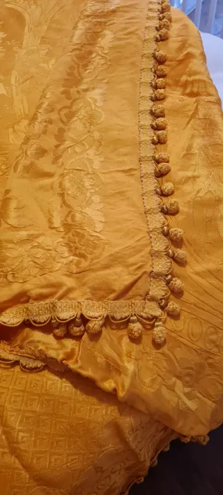 Colcha Damasco Seda Amarillo Dorado