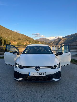 Golf GTI Clubsport 300cv | Garantía y Transf. Inc.