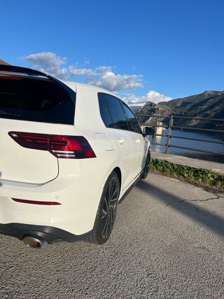 Golf GTI Clubsport 300cv | Garantía y Transf. Inc.