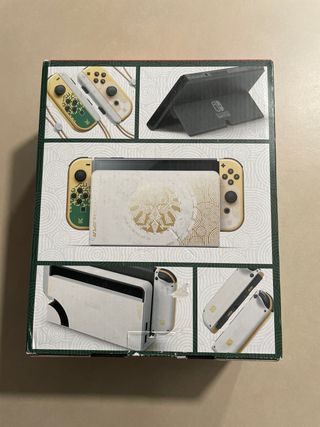 Nintendo Switch OLED Zelda Tears of the Kingdom