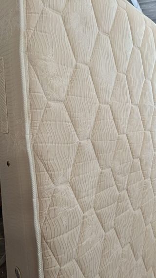 Colchón 105x190 Pikolin visco-muelles exposición