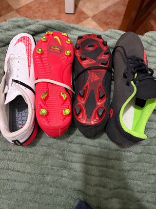 Botas de fútbol para césped artificial