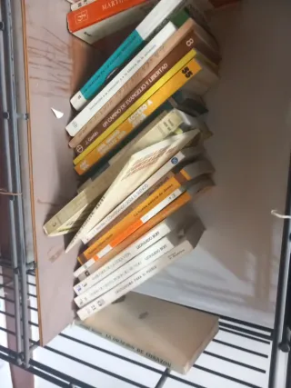 Libros varios religión a 1€ cada uno