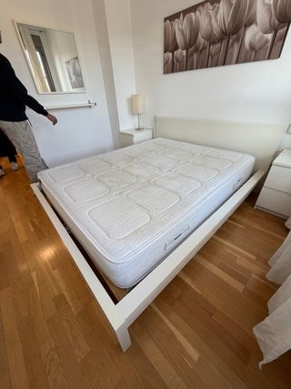 Cama y colchón IKEA