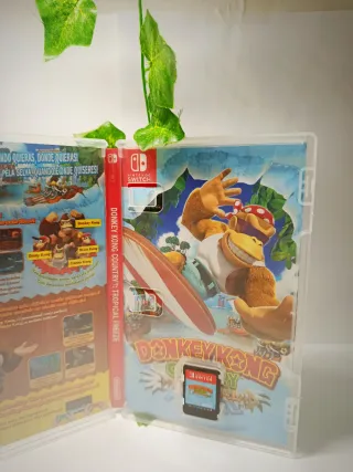Donkey Kong Country: Tropical Freeze Switch