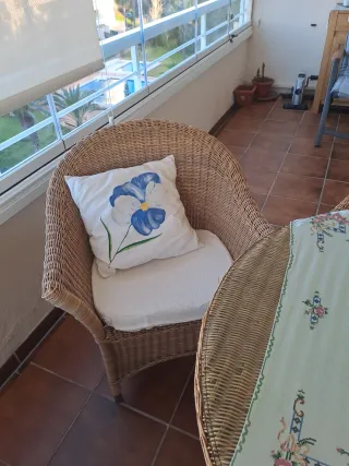 Mesa y sillones jardín o terraza