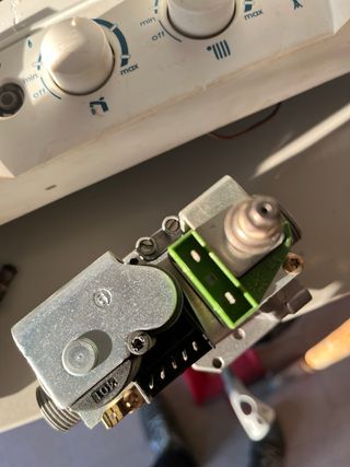 Valvola gas Honeywell V7335A 5011