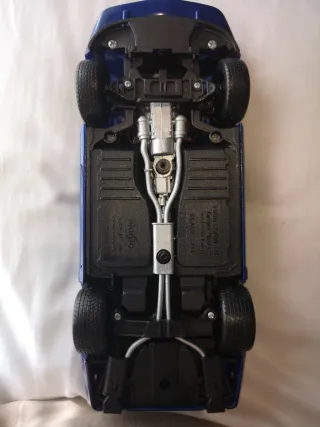 Maqueta Corvette Grand Sport 1:18 Maisto