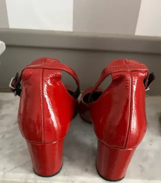 Zapatos charol rojo
