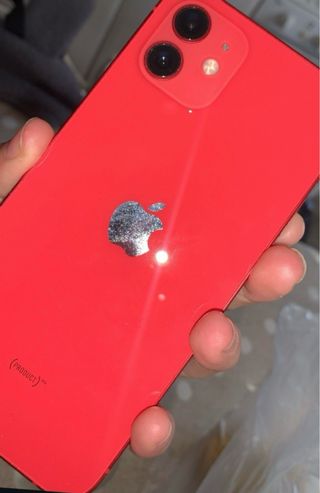 iPhone 12 Rojo