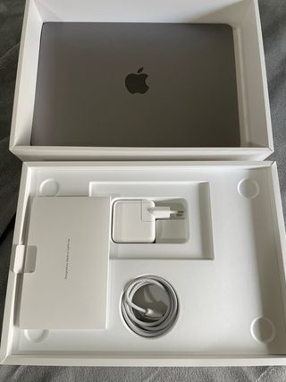 MacBook Air m2 13 8GB RAM 256GB SSD Batería 100%