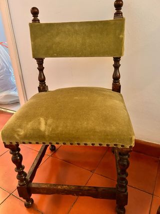 Sillas antiguas mallorquinas madera y terciopelo