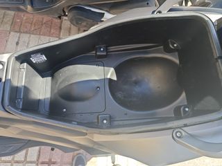 Wottan Storm-S 300cc Maxi Scooter