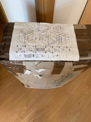 Mesita de noche madera blanca sin estrenar