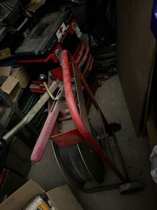 Carro con fleje y flejadora