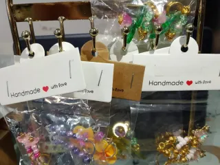 Pulseras de cuero trenzado y liso