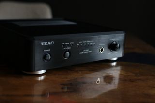 Convertidor DAC TEAC UD-H01 USB Audio