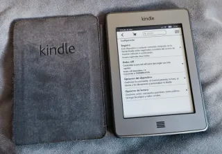Kindle Touch 4 de  3Gb. Detalles en la descripción