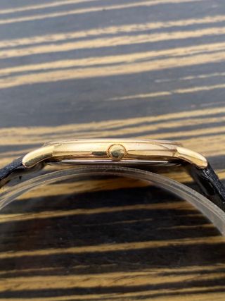 Reloj Longines Clásico Dorado y Negro