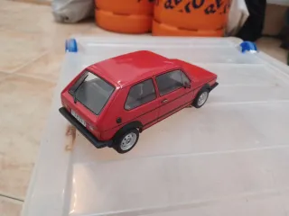 Coche Golf GTI 1/24 Rojo