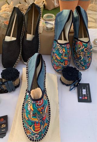 Alpargatas Hombre Estampado Cómic y Calavera