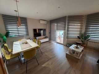 ESPECTACULAR DÚPLEX REFORMADO CON GRAN TERRAZA