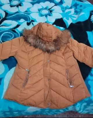 Chaquetón con gorro