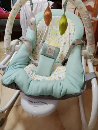 Hamaca para bebé con arco de juegos