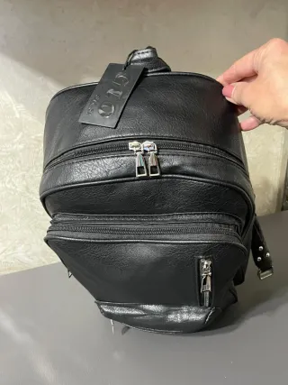 Zaino uomo nero nuovo