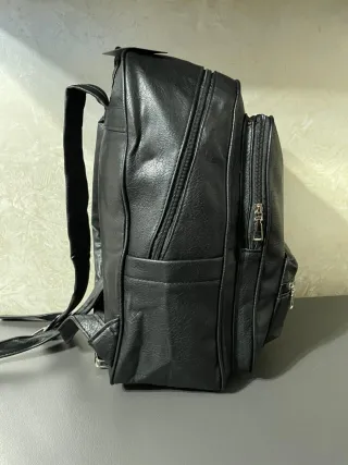 Zaino uomo nero nuovo